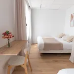 Porte Mars - Gare Centre Arena 3* ריימס