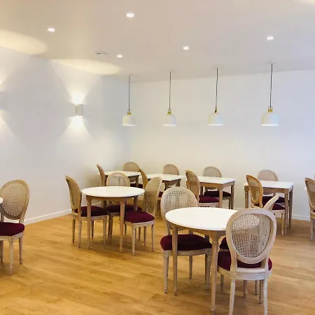 Porte Mars Gare Centre Arena Hotel Reims