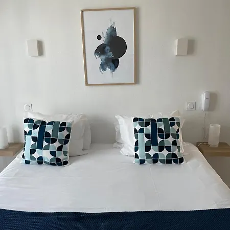 Porte Mars - Gare Centre Arena 3* Reims