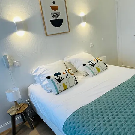 Porte Mars - Gare Centre Arena Hotel 3*