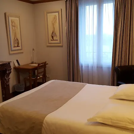 Porte Mars - Gare Centre Arena 3* Reims