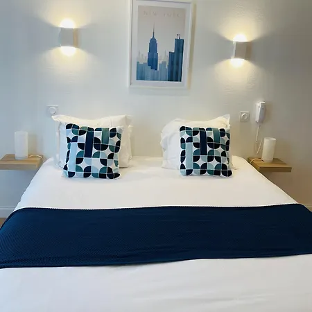 Porte Mars - Gare Centre Arena 3*