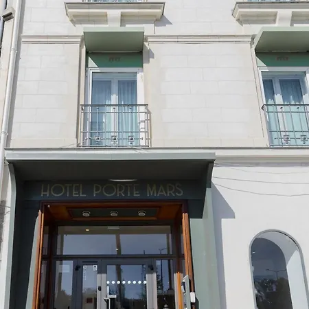 Porte Mars - Gare Centre Arena Hotel 3*